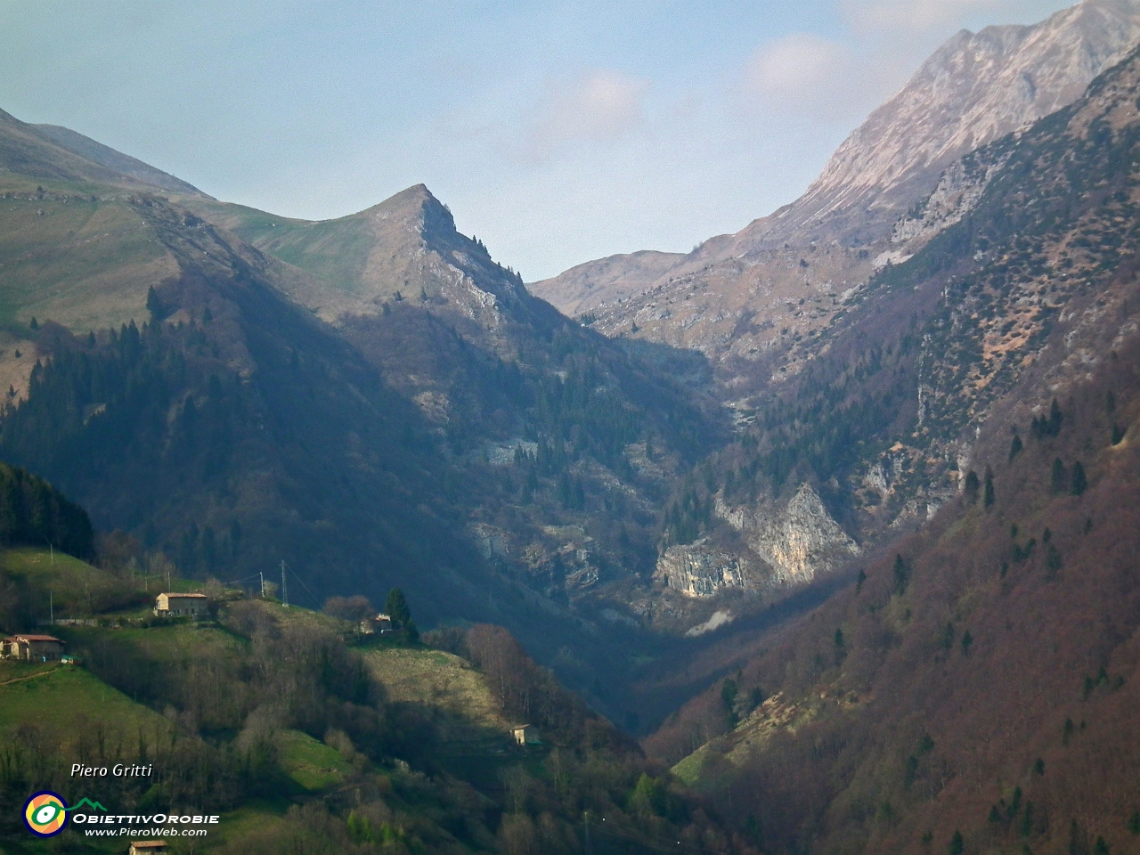 77 Da Oltre il Colle verso la Val Vedra 1.JPG